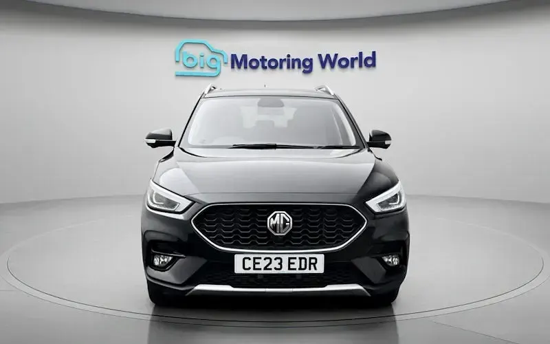Usado MG ZS Exclusive 111 HP (81 kW) 2023 Preto SUV