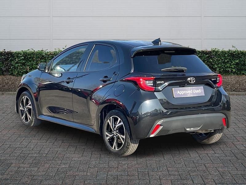 Used Toyota Yaris Hybrid Design 2024 Black Hatchback