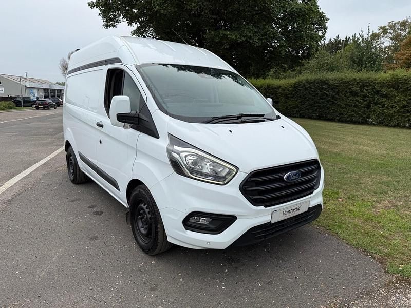 White Used 2019 Ford Transit Custom Trend Van | £8,995 (Good price) - Image 1/4