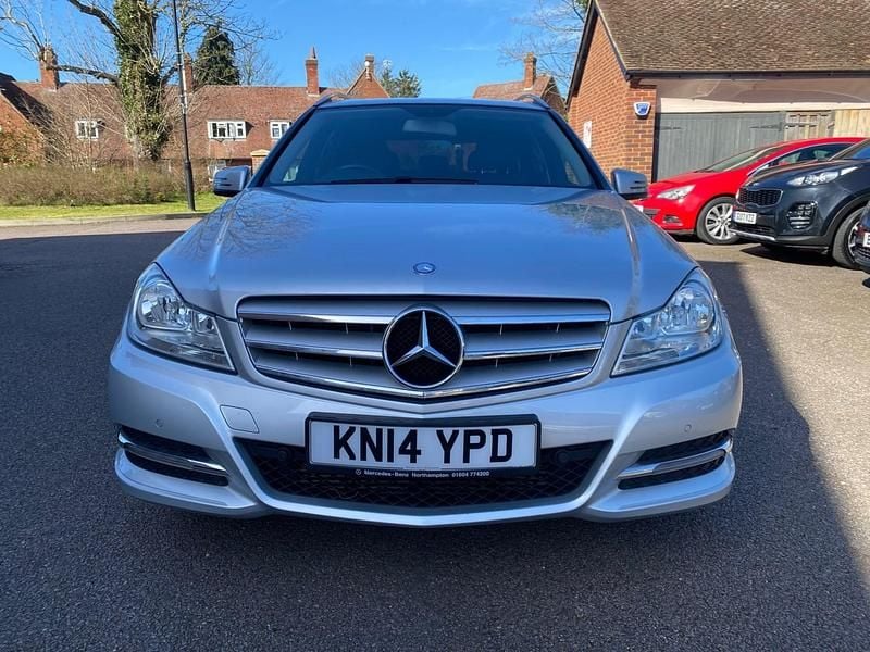 Used Mercedes C220 Executive 170 HP (125 kW) 2014 Silver Estate
