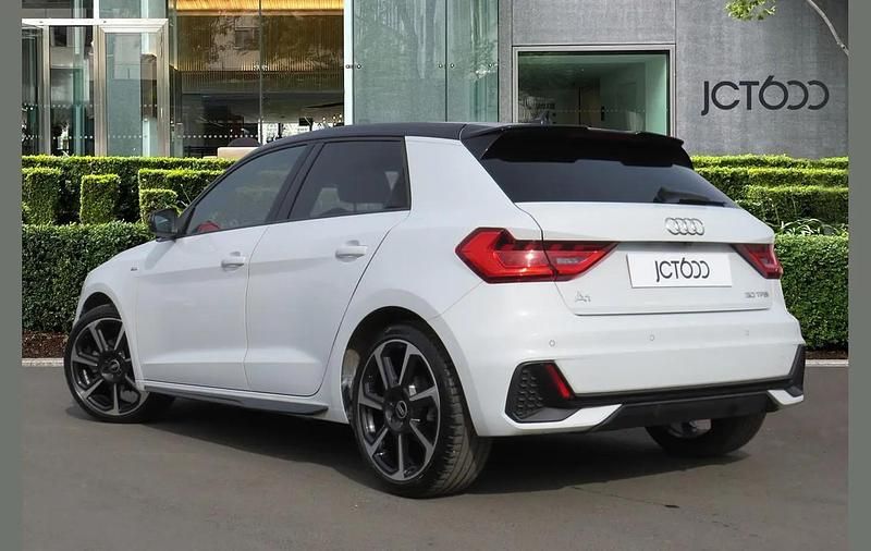 Used Audi A1 Black Edition 108 HP (79 kW) 2021 White SUV