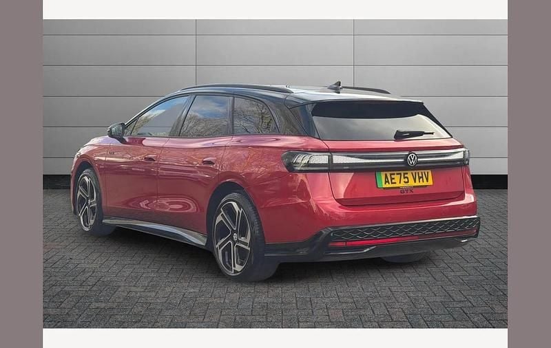 Used VW ID.7 GTX 245 kW (334 HP) 2025 Red Estate