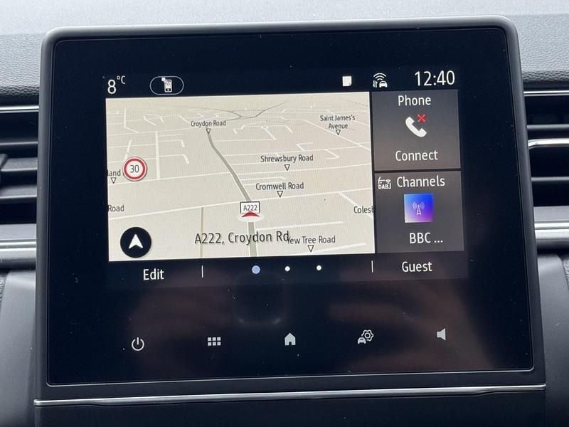 Used Renault Captur Techno 91 HP (66 kW) 2022 White SUV