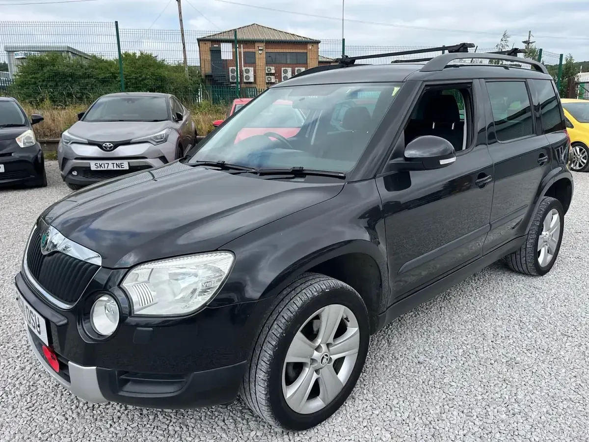Used Skoda Yeti SE 152 HP (111 kW) 2011 Black SUV