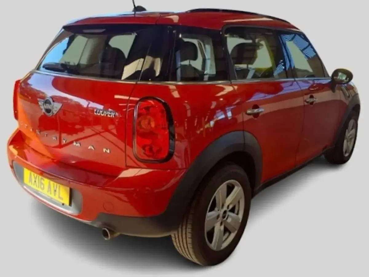 Usado Mini Cooper 122 HP (89 kW) 2016 Vermelho Citadino