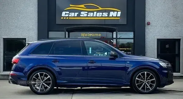 Used Audi Q7 Black Edition 286 HP (210 kW) 2022 Blue SUV