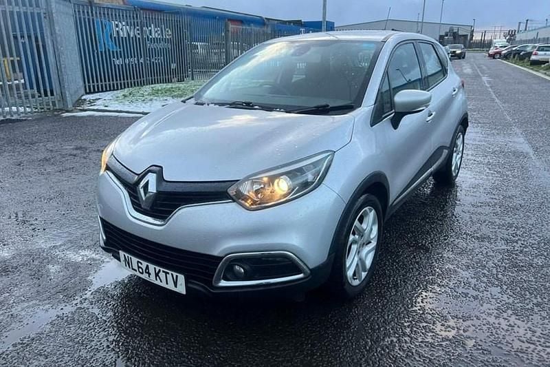 Used Renault Captur Dynamique 90 HP (66 kW) 2014 Silver SUV