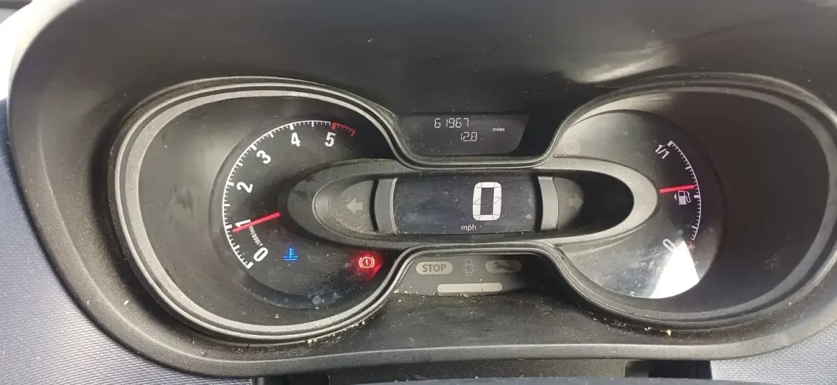 Second-hand Vauxhall Vivaro 2017 Alb
