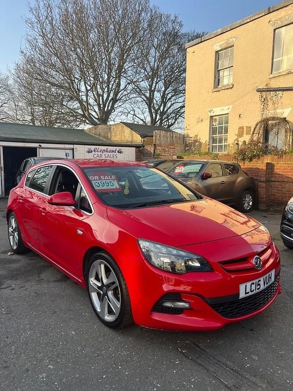 Used Vauxhall Astra Edition 2015 Red Hatchback