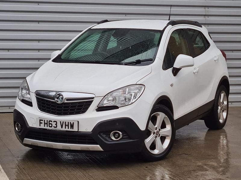 White Used 2014 Vauxhall Mokka SUV | £6,995 (Good price) - Image 1/4
