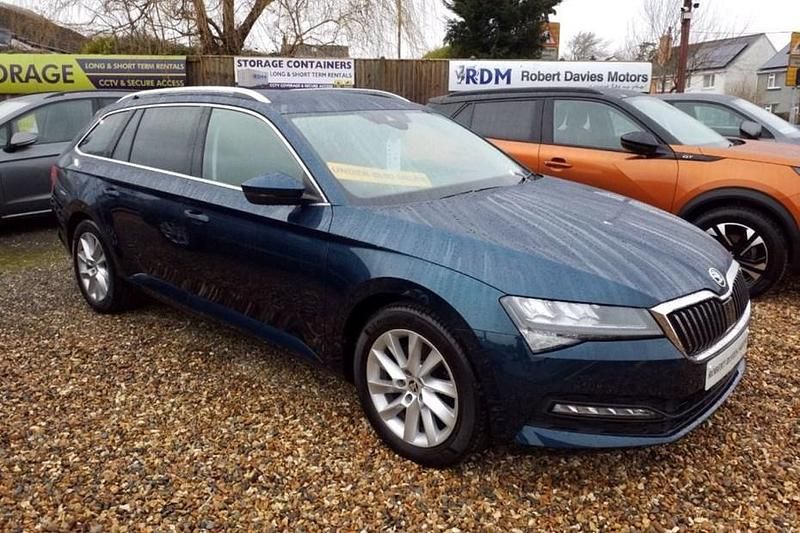 Used Skoda Superb SE Technology 150 HP (110 kW) 2021 Blue Estate