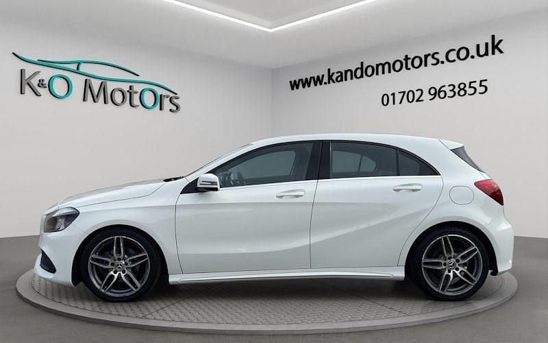 Used Mercedes A180 AMG line 122 HP (89 kW) 2017 White Hatchback