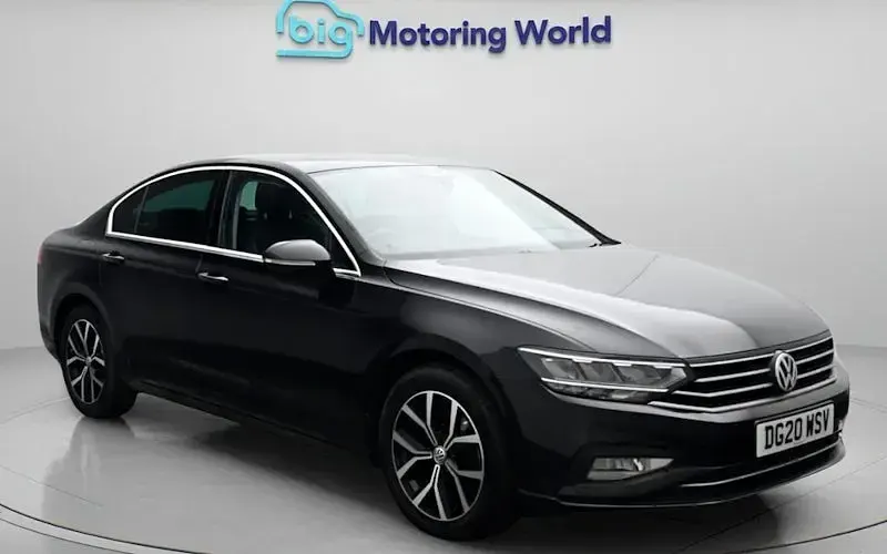 Used VW Passat SEL 190 HP (139 kW) 2020 Sedan