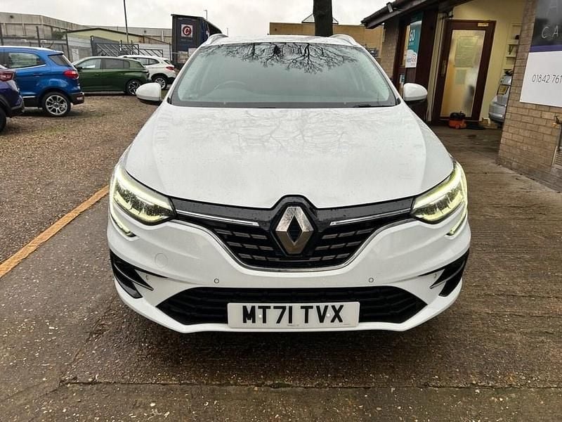 Used Renault Mégane GrandTour Iconic 115 HP (84 kW) 2022 White Estate