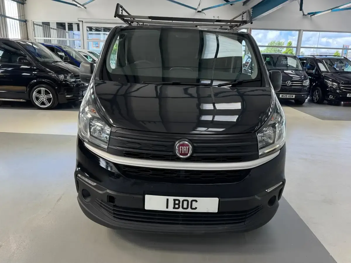 Used Fiat Talento 2017 Black MPV