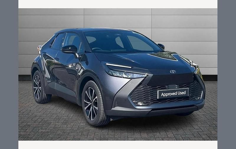Decuma grey Used 2024 Toyota C-HR Design SUV | £30,695 (Expensive) - Image 1/3