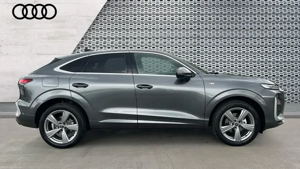New Audi Q3 S-Line 150 HP (110 kW) 2026 Grey SUV