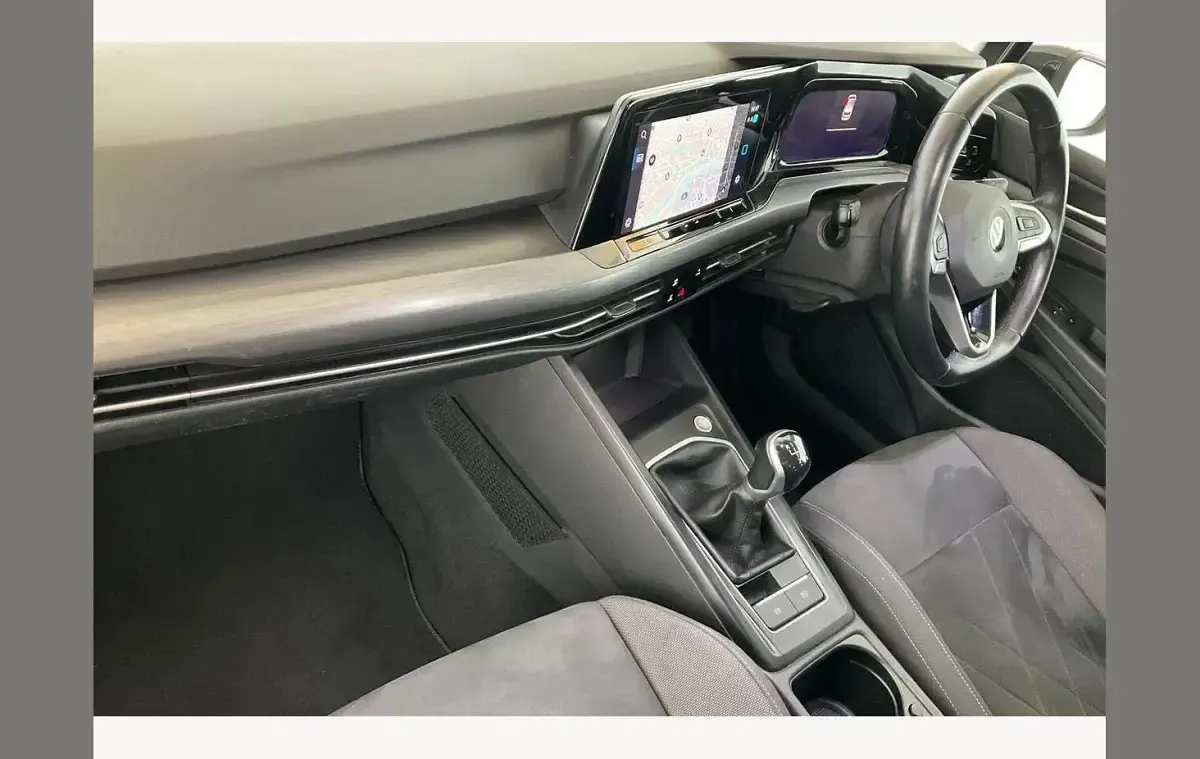 Used VW Golf VIII Style 148 HP (108 kW) 2021 Urano grey Hatchback