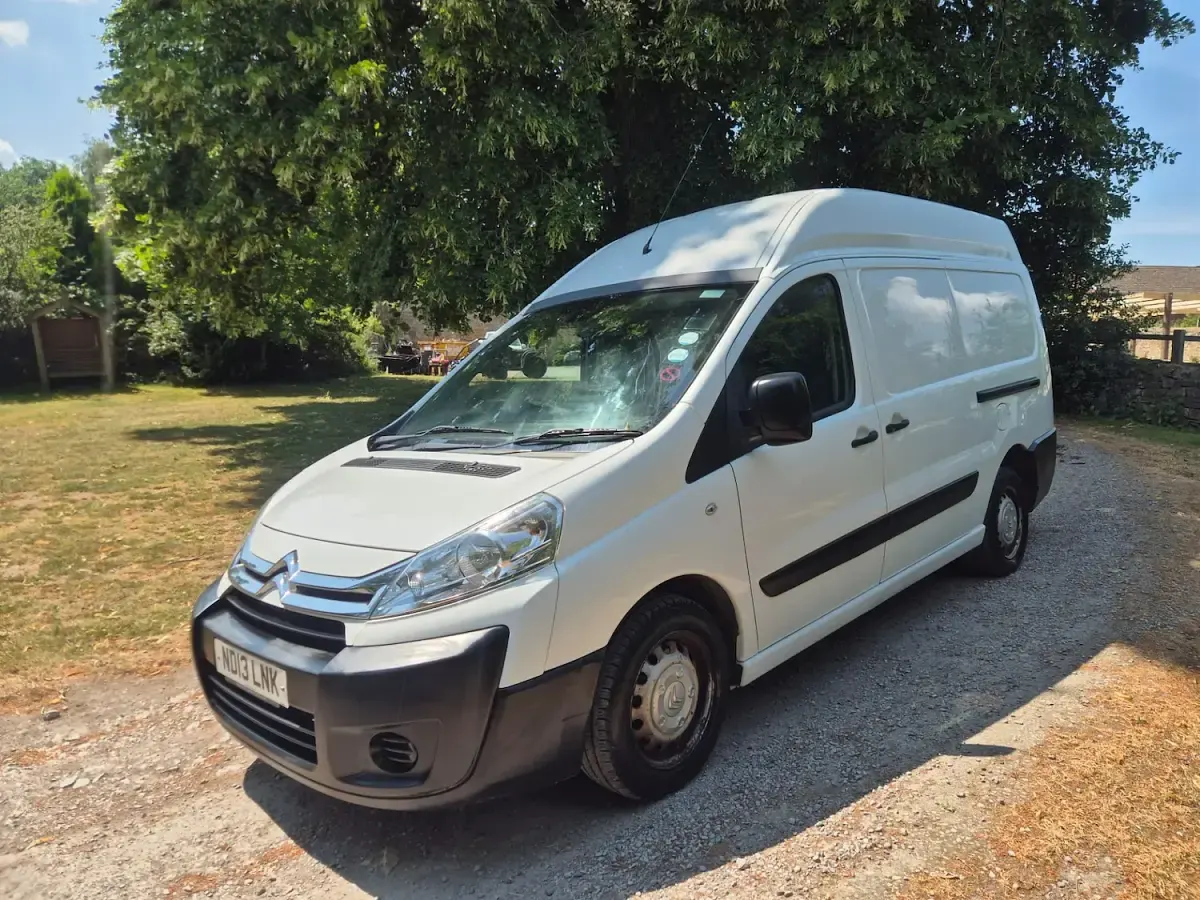 Used Citroën Dispatch 95 HP (69 kW) 2013 White MPV