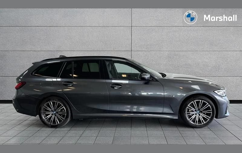 Used BMW 330e M Sport 292 HP (214 kW) 2022 Mineral grey metallic Estate