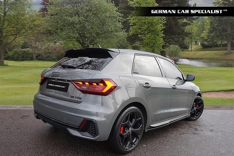 Used Audi A1 Sportback S-Line 2019 Manhattan green Hatchback