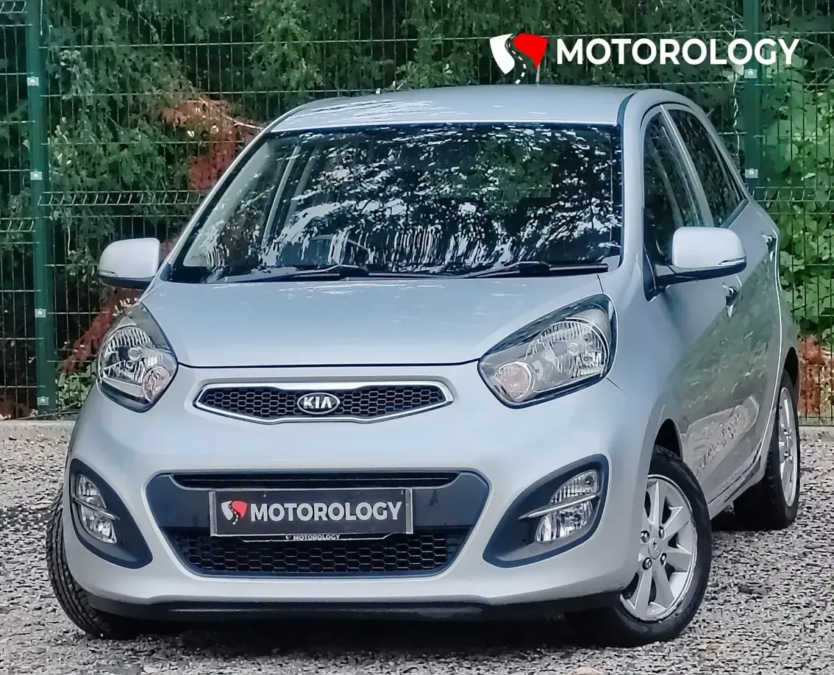 Used Kia Picanto 84 HP (61 kW) 2012 Silver Hatchback