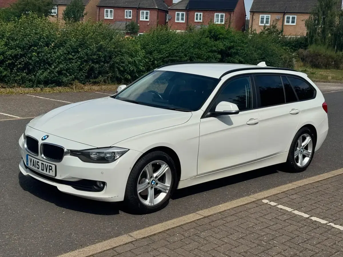 Used BMW 320 Comfort Edition 2015 White Estate