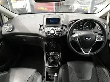 Used Ford Fiesta Titanium X 100 HP (73 kW) 2017 Blue Hatchback