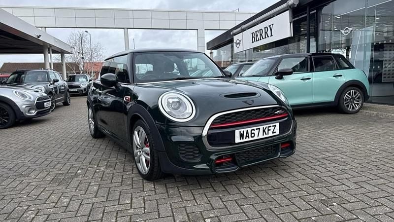 Used Mini John Cooper Works Hatch 228 HP (167 kW) 2022 Green Hatchback