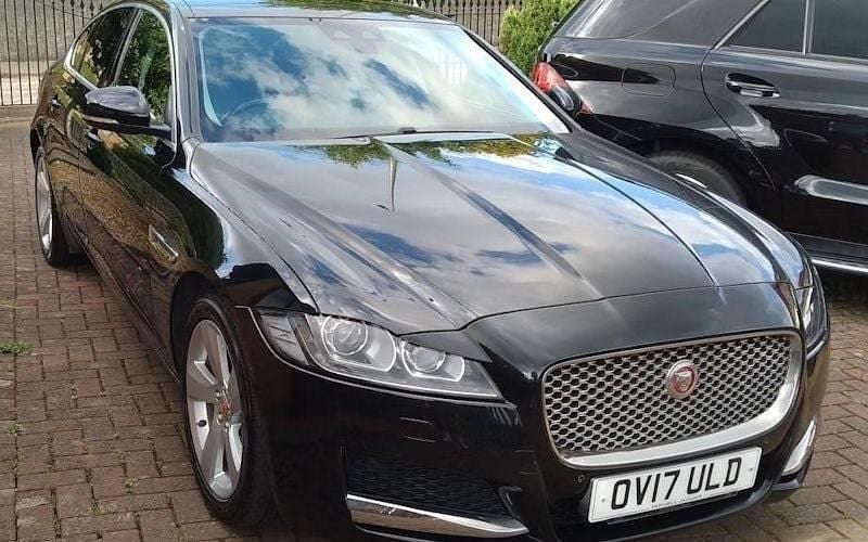 Used 2020 Jaguar XF Portfolio Sedan | £9,280 (Super price) - Image 1/4