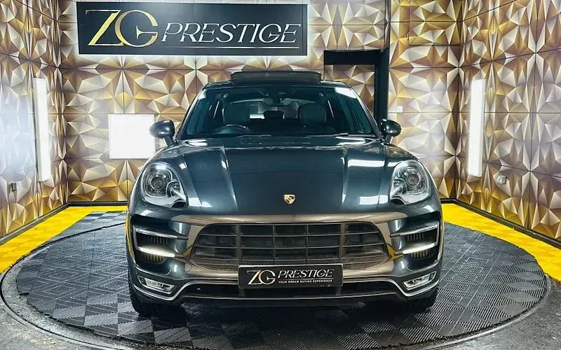 Used Porsche Macan Turbo 400 HP (294 kW) 2017 SUV
