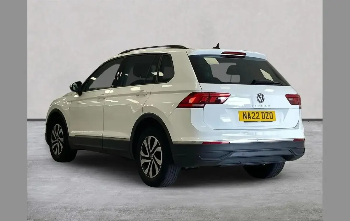Used VW Tiguan Active 130 HP (95 kW) 2022 White SUV