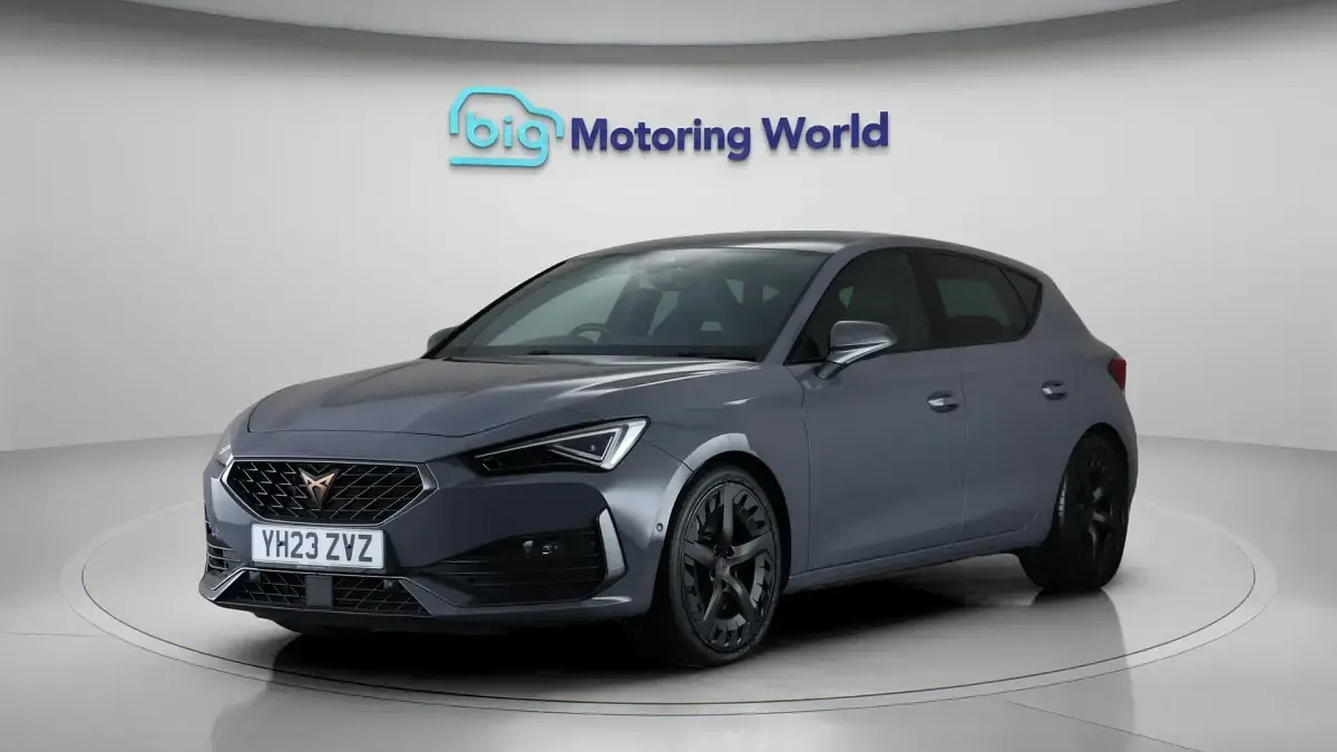 Used Cupra Leon VZ3 310 HP (228 kW) 2023 Grey Hatchback