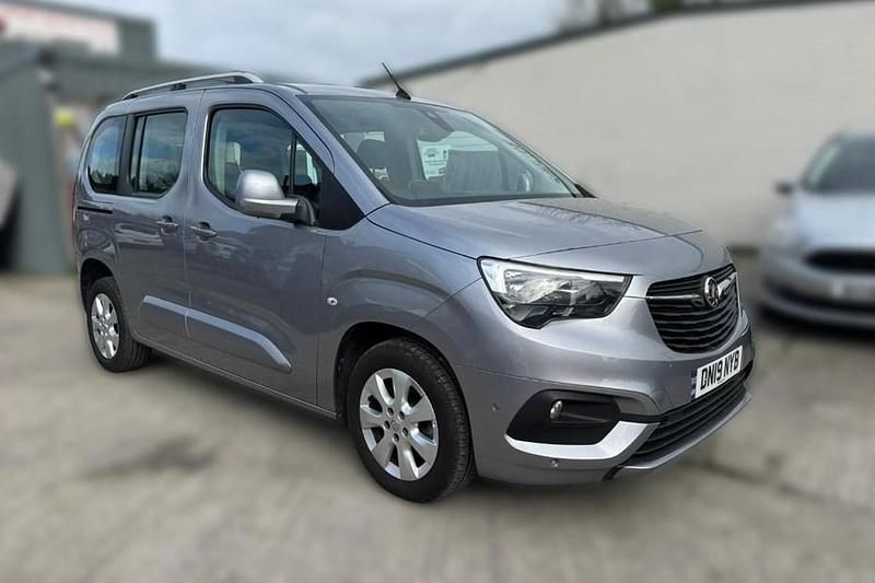 Used Vauxhall Combo S 100 HP (73 kW) 2019 Grey MPV