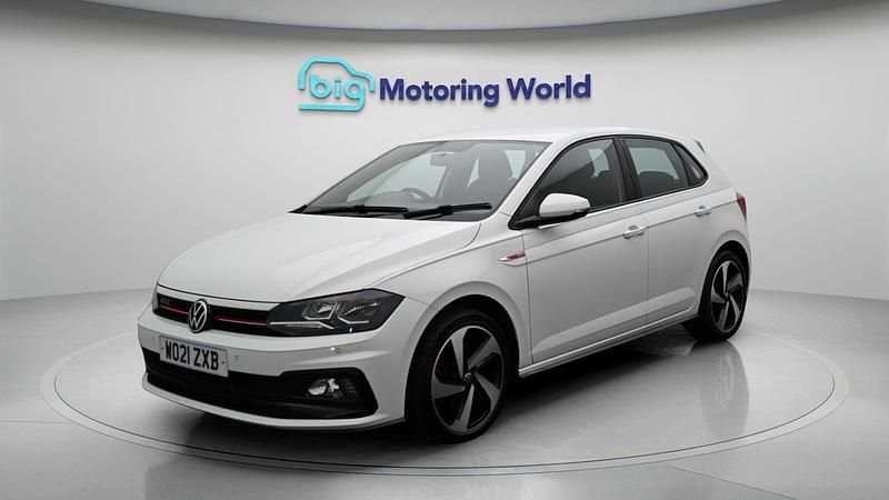 Begagnad VW Polo GTI 207 HK (152 kW) 2021 Vit Halvkombi