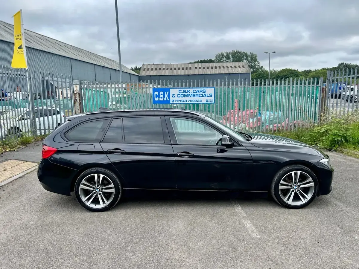 Used BMW 320 Sport Line 2012 Black Estate