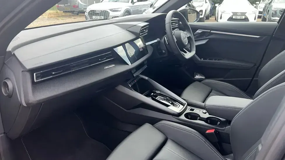 Used Audi A3 e-tron Comfort 204 HP (150 kW) 2026 Grey Hatchback