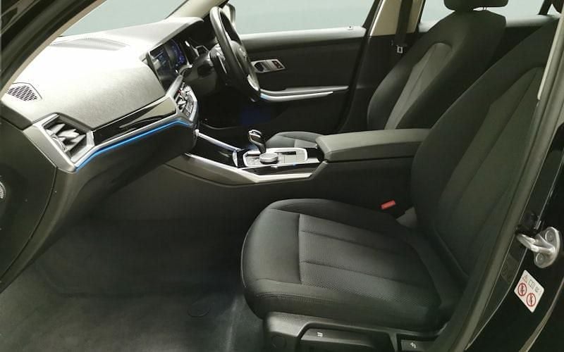 Used BMW 330e Comfort Edition 292 HP (214 kW) 2022 Black Estate