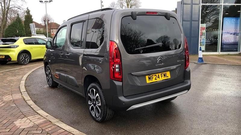 Used Citroën Berlingo XTR 128 HP (94 kW) 2024 Grey MPV