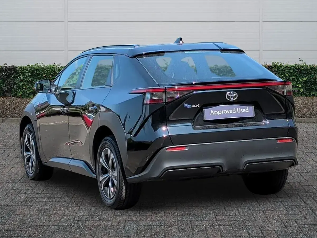 Used Toyota bZ4X PURE 150 kW (204 HP) 2024 Black SUV