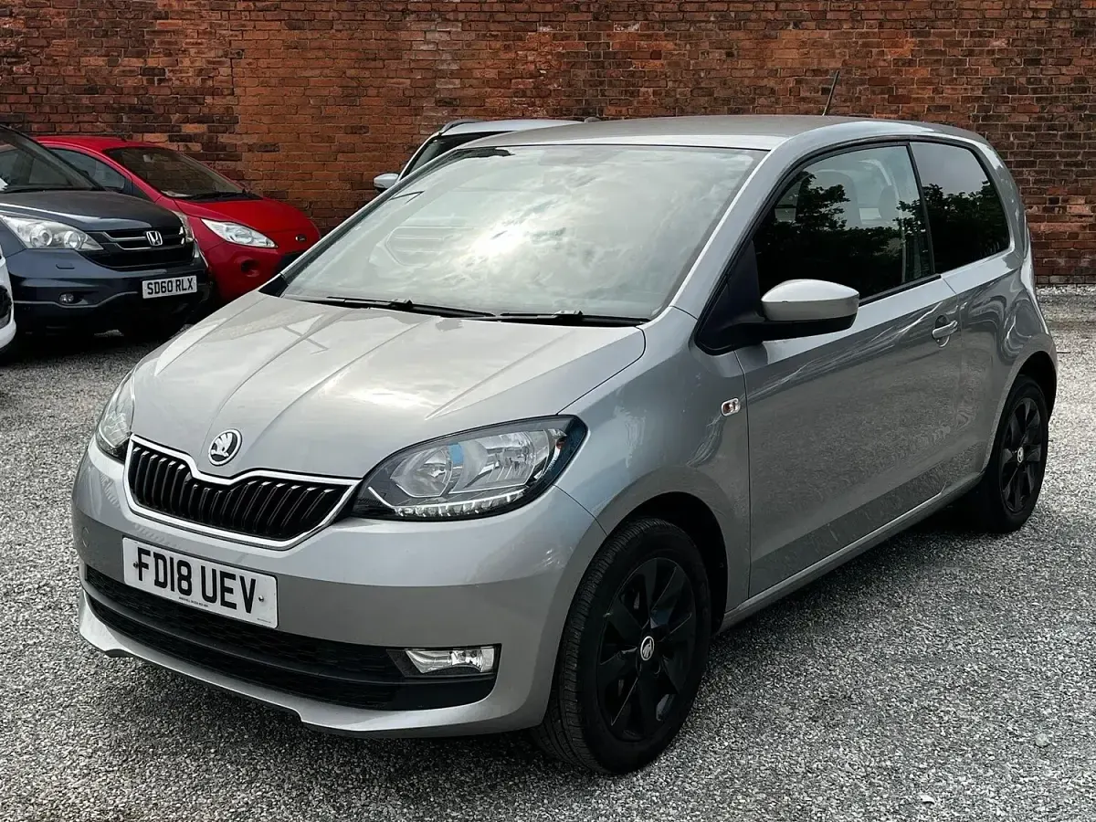 Used Skoda Citigo Colour Edition 60 HP (44 kW) 2018 Silver Hatchback