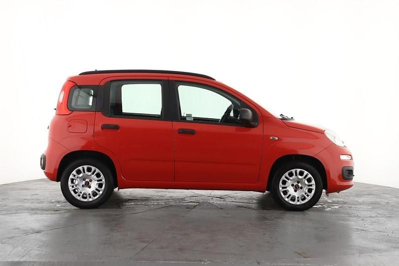 Usado Fiat Panda Easy 2017 Vermelho Citadino