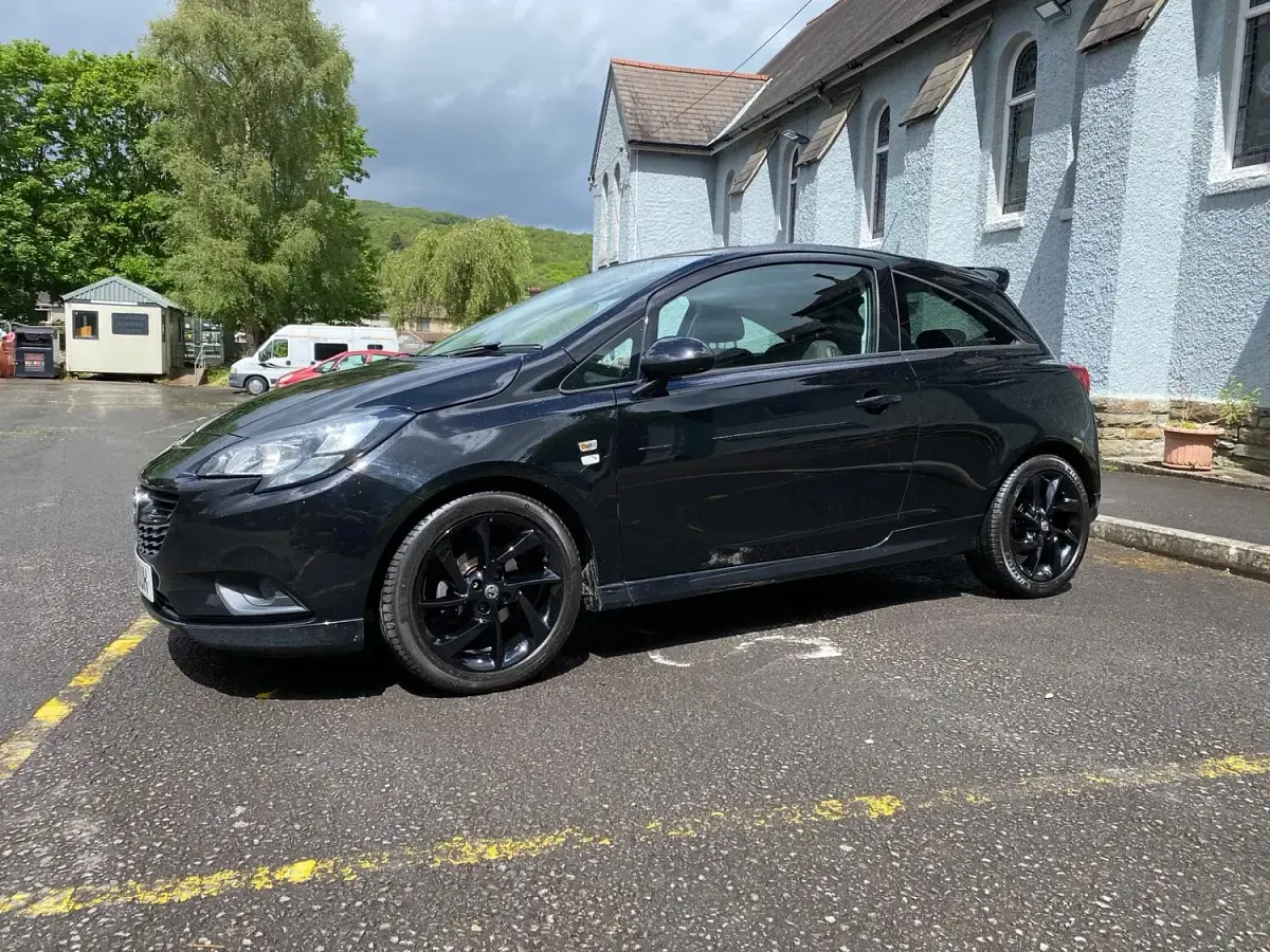 Used Vauxhall Corsa Edition 75 HP (55 kW) 2018 Black Hatchback