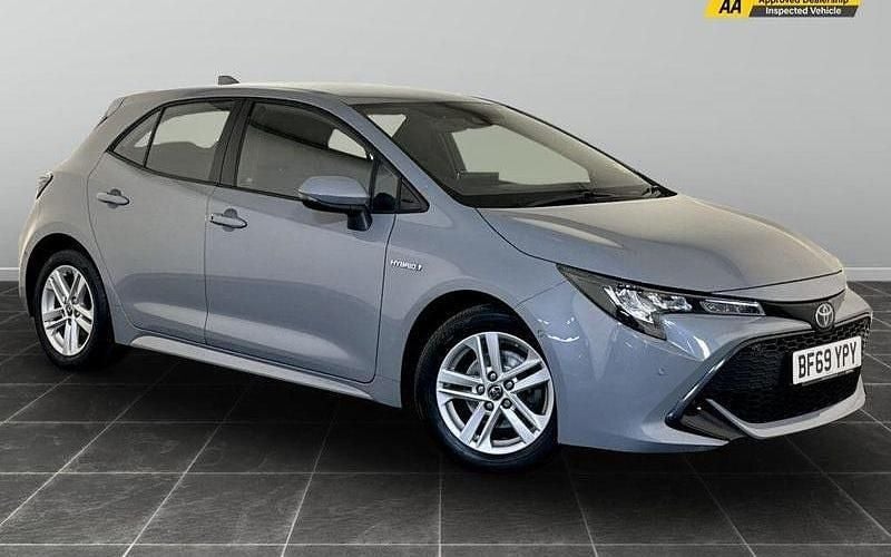 Used 2022 Toyota Corolla Hatchback | £13,395 (Super price) - Image 1/2
