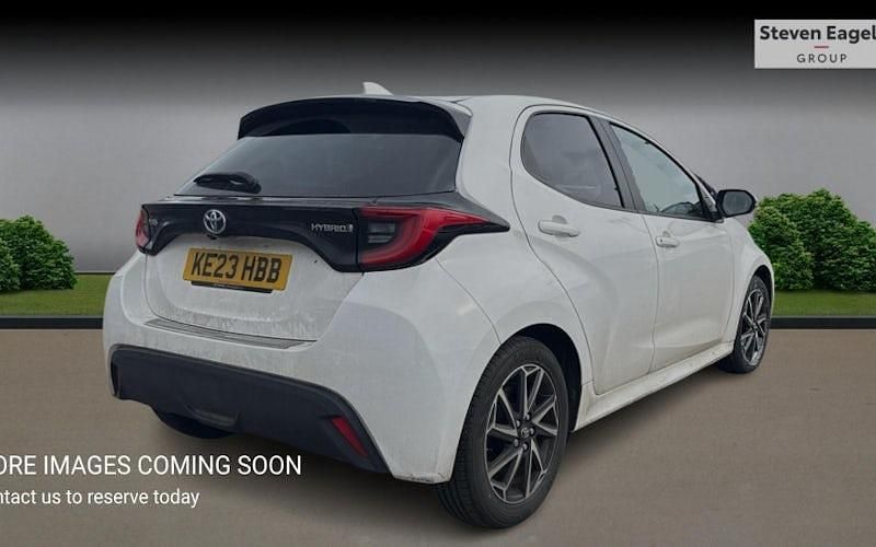 Used Toyota Yaris Hybrid Design 116 HP (85 kW) 2026 Hatchback