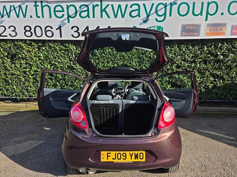 Used Ford Ka Style 69 HP (50 kW) 2009 Red Hatchback