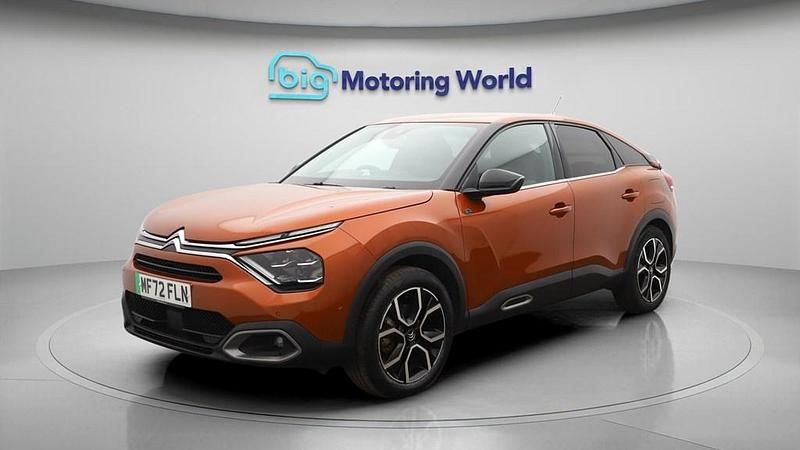 Usado Citroën e-C4 Shine 100 kW (136 HP) 2023 Citadino