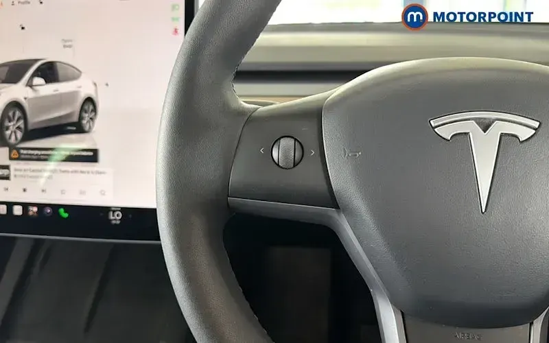 Used Tesla Model Y RWD 219 kW (299 HP) 2023 White SUV