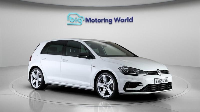 White Used 2019 VW Golf VII R Hatchback | £22,200 (Super price) - Image 1/4