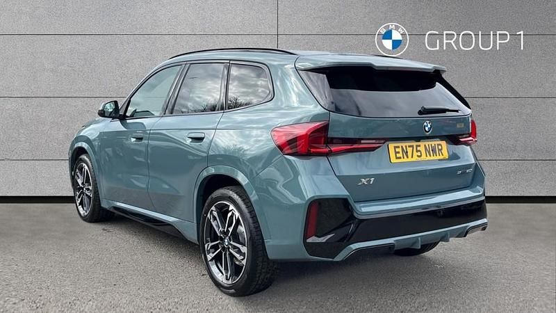 Second-hand BMW X1 M Sport 170 CP (125 kW) 2026 Verde SUV